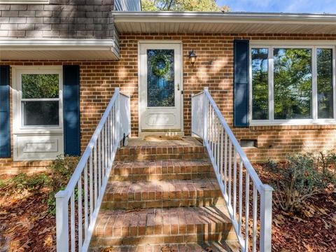 1000 Warminster Dr, Midlothian, VA 23113 photo 3