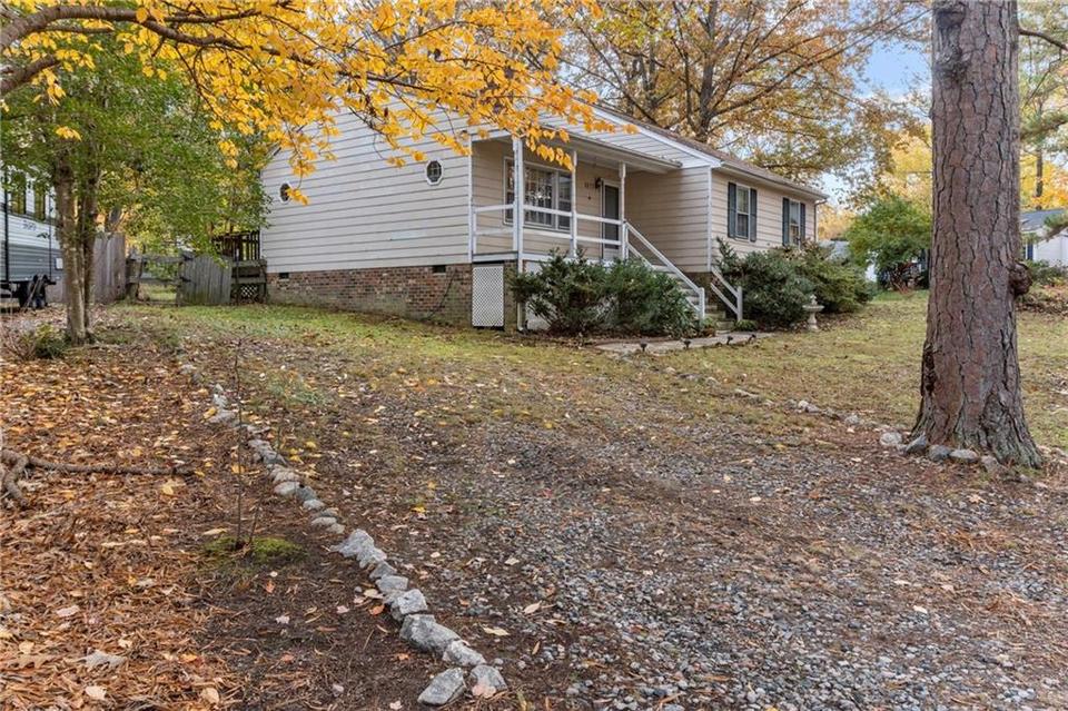 4623 Boones Trail Cir, Chesterfield, VA 23832 34 Photos MLS