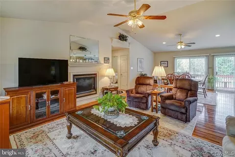 195 Bear Castle Dr, Bumpass, VA 23024 photo 13