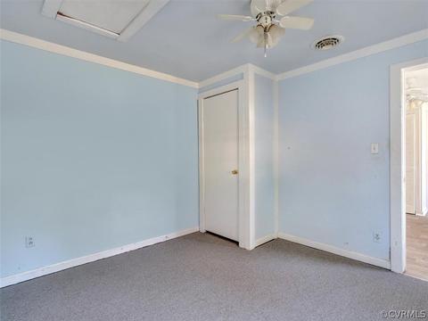 411 E North St, Wakefield, VA 23888 photo 7