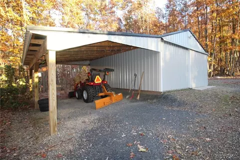 708 S Constitution, Dillwyn, VA 23936 photo 29