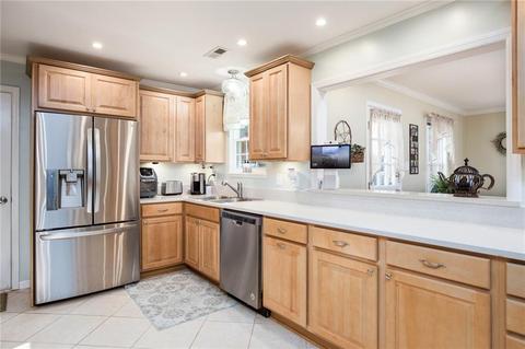1760 Highland Dr, Gloucester Point, VA 23062 photo 10