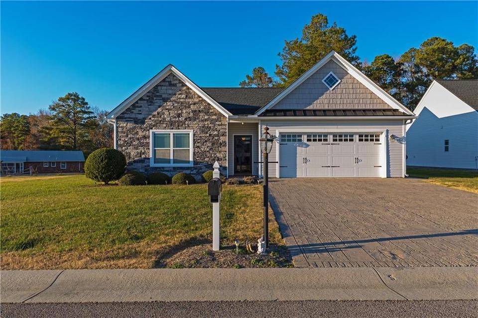 1591 Tinsley Blvd, Prince VA 23875 31 Photos MLS 2135990