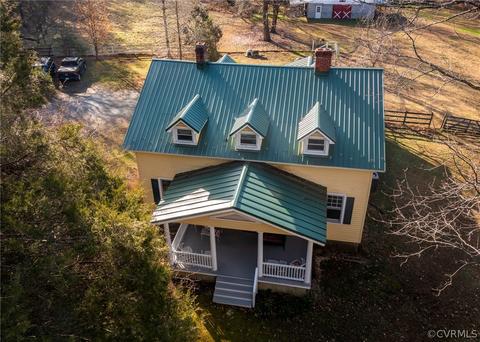 13033 Bumpy Hollow Ln, Hanover, VA 23069 photo 2