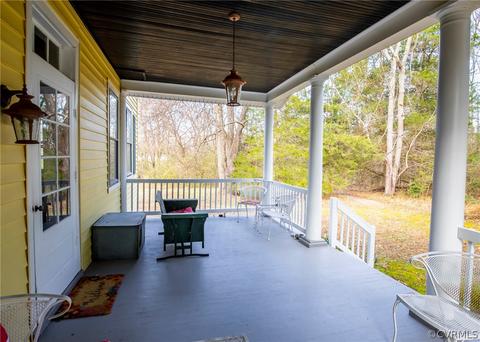 13033 Bumpy Hollow Ln, Hanover, VA 23069 photo 4