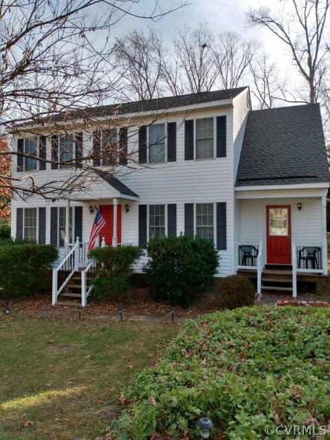 11519 Clear Ridge Dr, Midlothian, VA 23112 photo 1