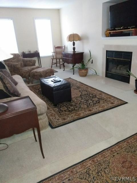 11519 Clear Ridge Dr, Midlothian, VA 23112 photo 2