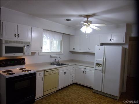 1639 Sainsbury Dr, Midlothian, VA 23113 photo 9