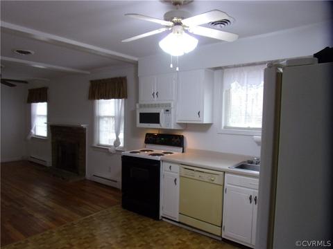 1639 Sainsbury Dr, Midlothian, VA 23113 photo 8