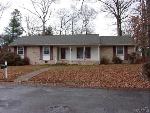 1639 Sainsbury Dr, Midlothian, VA 23113 photo 2