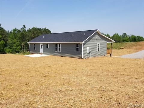 1959 E Courthouse Rd, Blackstone, VA 23824 photo 9