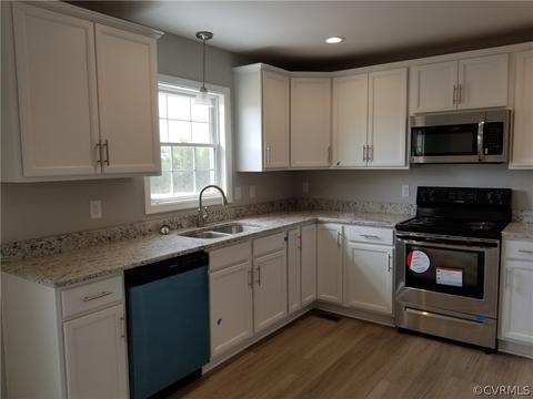 1959 E Courthouse Rd, Blackstone, VA 23824 photo 15