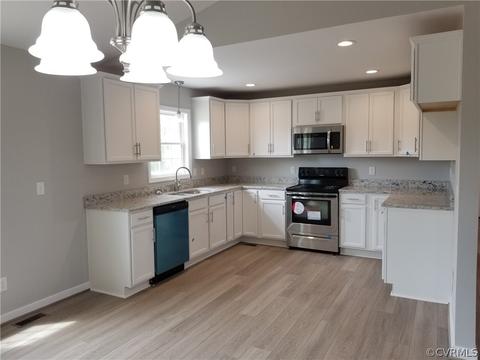 1959 E Courthouse Rd, Blackstone, VA 23824 photo 13