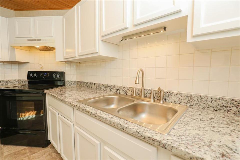  245 Defense Ave, Sandston, VA 23150 photo 17