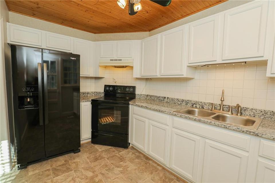  245 Defense Ave, Sandston, VA 23150 photo 15