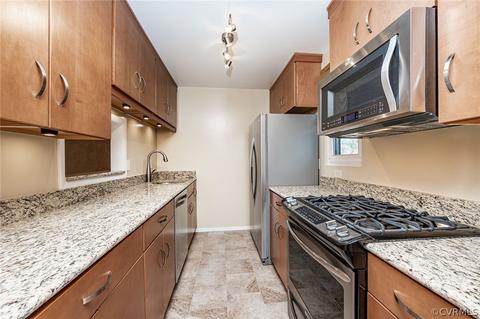 11791 N Briar Patch Dr, Midlothian, VA 23113 photo 7