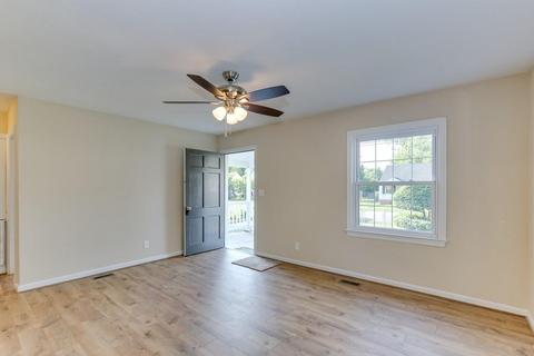 621 Chapel St, Hampton, VA 23669 photo 15