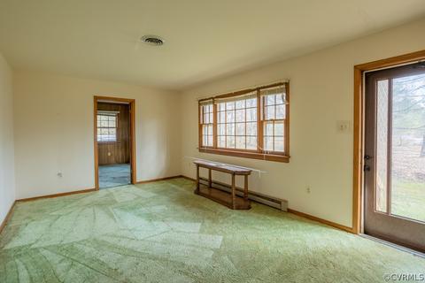 1995 Manfield Rd, Aylett, VA 23009 photo 2