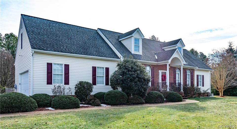 17220 Dawn Ct, Amelia Court House, VA 23002 31 Photos MLS 2201943