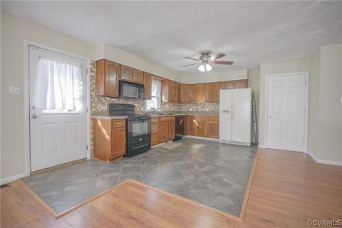 2461 E Courthouse Rd, Blackstone, VA 23824 photo 7