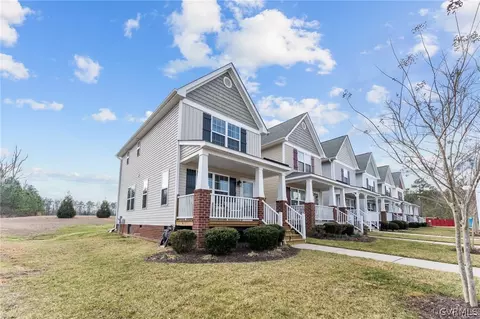 2212 Forest Ct, Aylett, VA 23009 photo 3
