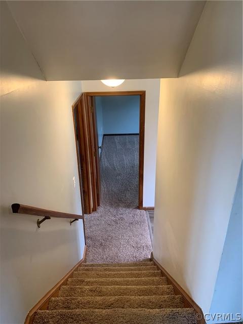 6306 White Oak Rd, Wilsons, VA 23894 photo 12