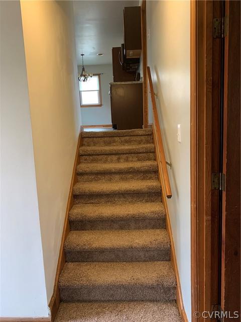 6306 White Oak Rd, Wilsons, VA 23894 photo 13