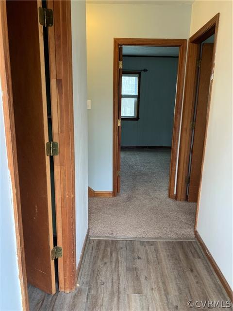 6306 White Oak Rd, Wilsons, VA 23894 photo 18