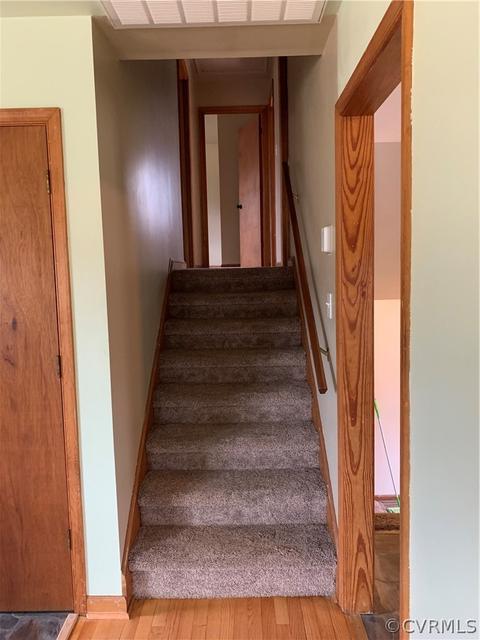 6306 White Oak Rd, Wilsons, VA 23894 photo 14