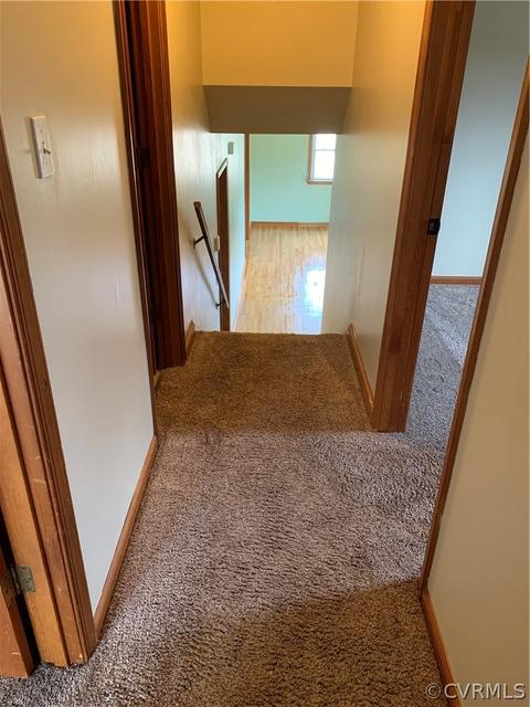 6306 White Oak Rd, Wilsons, VA 23894 photo 29