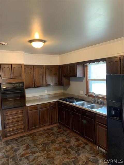 6306 White Oak Rd, Wilsons, VA 23894 photo 16