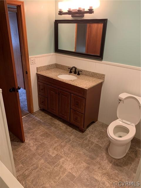 6306 White Oak Rd, Wilsons, VA 23894 photo 26