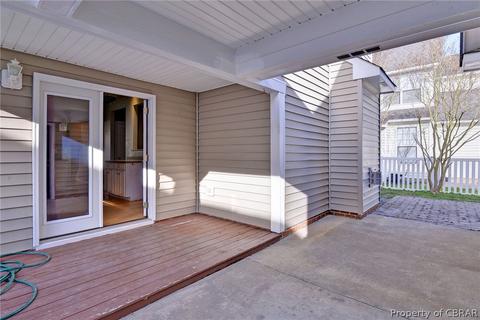240 Bailey Park Dr, Hampton, VA 23669 photo 29