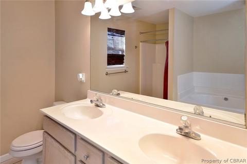 240 Bailey Park Dr, Hampton, VA 23669 photo 24