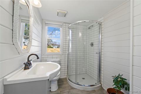 8406 Freestone Ave, Henrico, VA 23229 photo 17
