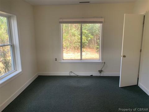 837 Gloucester Rd, Saluda, VA 23149 photo 14