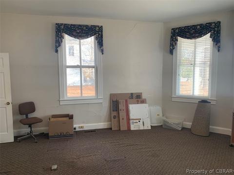 837 Gloucester Rd, Saluda, VA 23149 photo 10