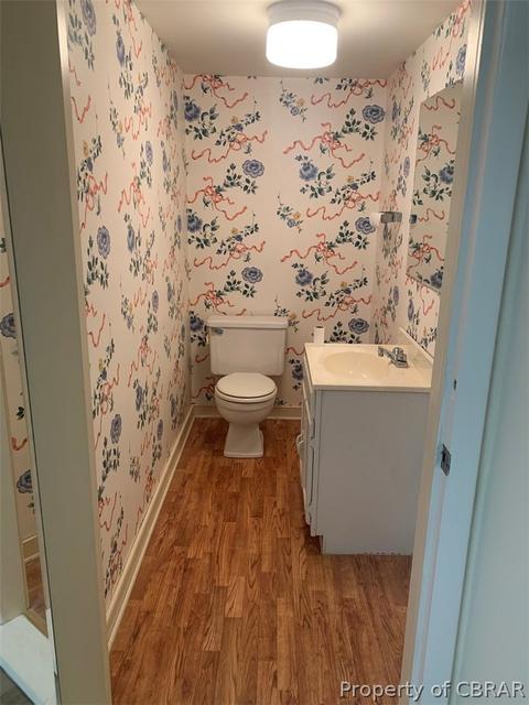 837 Gloucester Rd, Saluda, VA 23149 photo 11