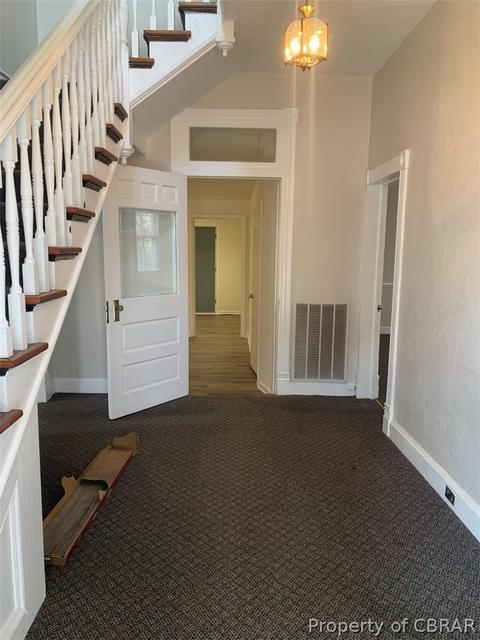 837 Gloucester Rd, Saluda, VA 23149 photo 6