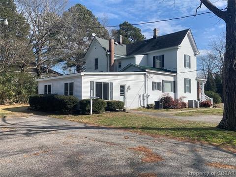 837 Gloucester Rd, Saluda, VA 23149 photo 4