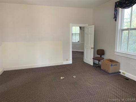 837 Gloucester Rd, Saluda, VA 23149 photo 7