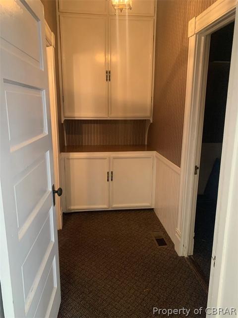 837 Gloucester Rd, Saluda, VA 23149 photo 9