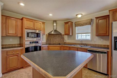 10338 Woods Cross Rd, Gloucester, VA 23061 photo 9