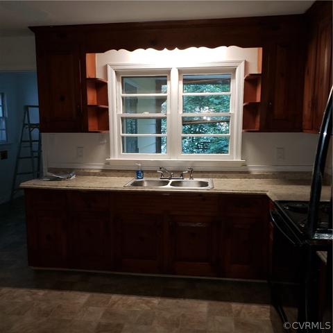 12121 Brookview Dr, Midlothian, VA 23112 photo 5