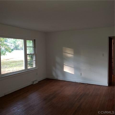 12121 Brookview Dr, Midlothian, VA 23112 photo 4
