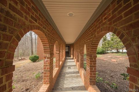 2425 Two Turtles Rd, Maidens, VA 23102 photo 5