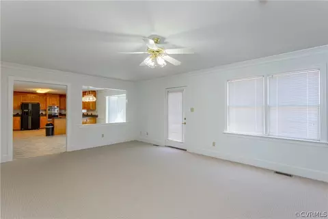 13005 Chipstead Rd, Chester, VA 23831 photo 5