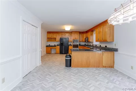 13005 Chipstead Rd, Chester, VA 23831 photo 6