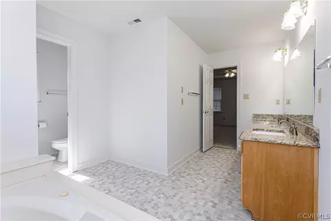 13005 Chipstead Rd, Chester, VA 23831 photo 28