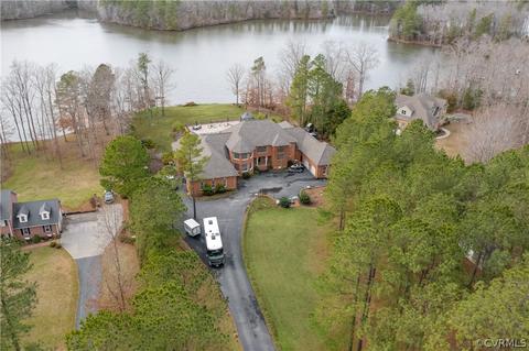 2482 Miry Run Rd, Sutherland, VA 23885 photo 2